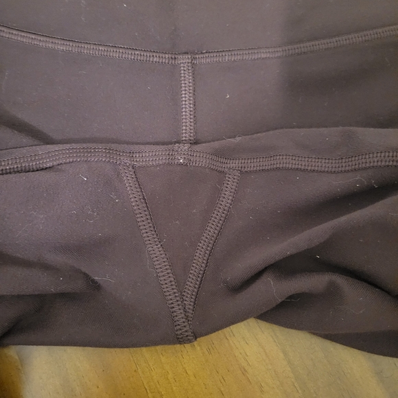 Lululemon 25" Leggings - Picture 3 of 4